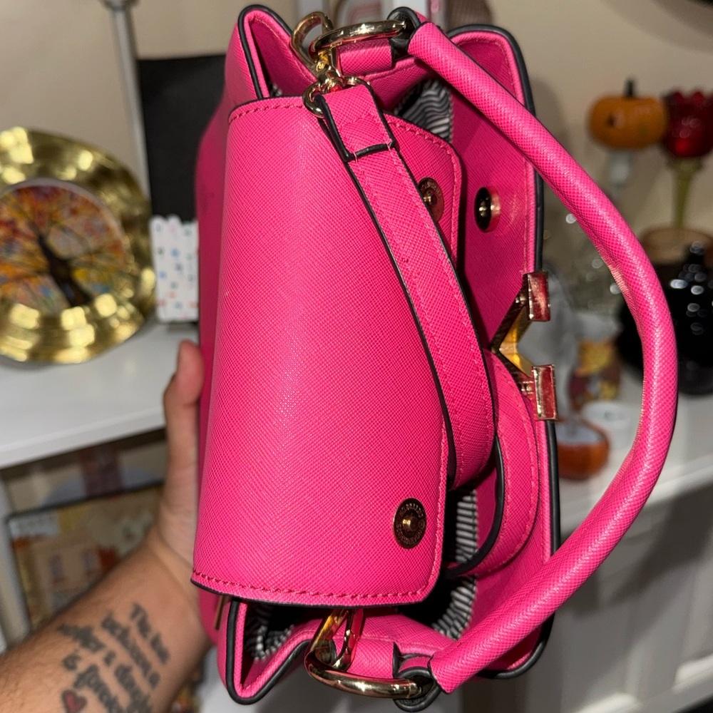 Pink Designer Handbag - Picture 3 of 5